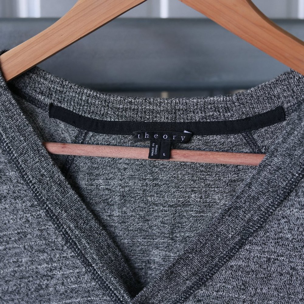 Theory Men's gray cardigan